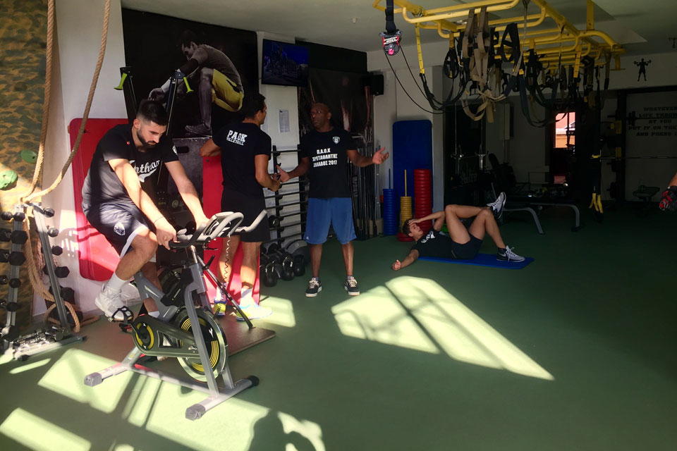 paok volley 16 9 17 3